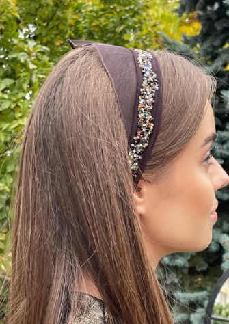 Batic din tul - Maro inchis cu accesoriu din pietre colorate Batic din tul - Maro inchis cu accesoriu din pietre colorate